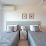 Outstanding Penthouse With Amazing Sea Views *