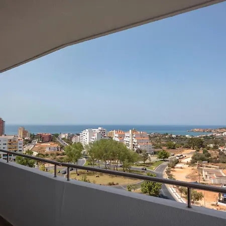 Apartment Outstanding Penthouse With Amazing Sea Views *