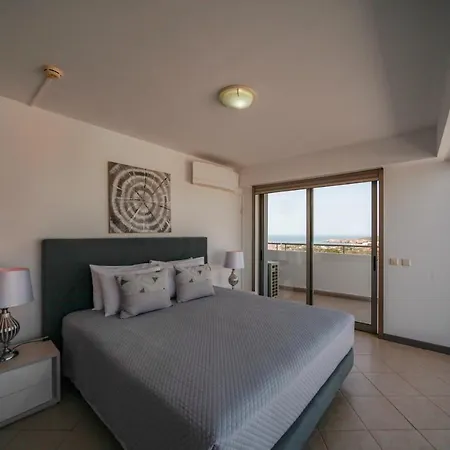 Apartment Outstanding Penthouse With Amazing Sea Views