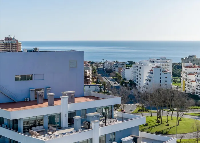 Апартаменты Outstanding Penthouse With Amazing Sea Views