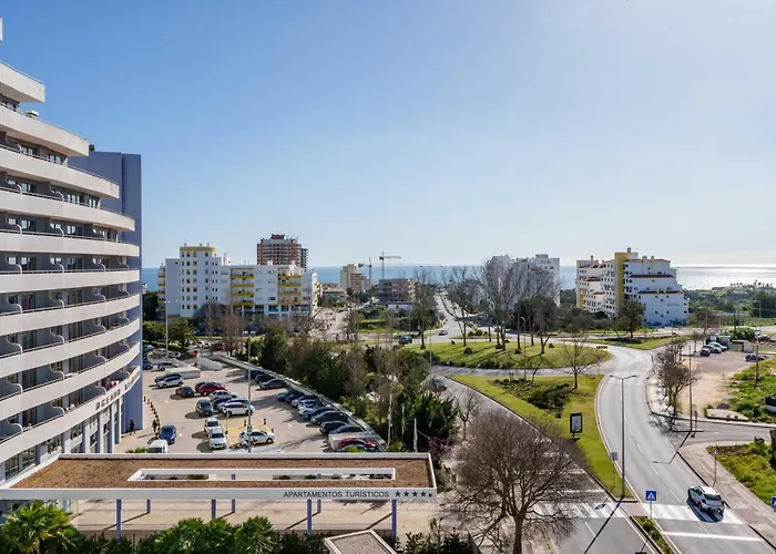 Outstanding Penthouse With Amazing Sea Views Апартаменты