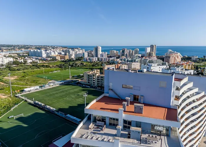 Апартаменты Outstanding Penthouse With Amazing Sea Views