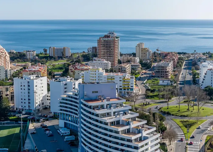 Outstanding Penthouse With Amazing Sea Views Апартаменты Портиман