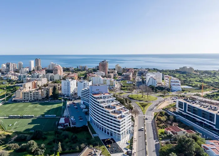 Апартаменты Outstanding Penthouse With Amazing Sea Views Портиман