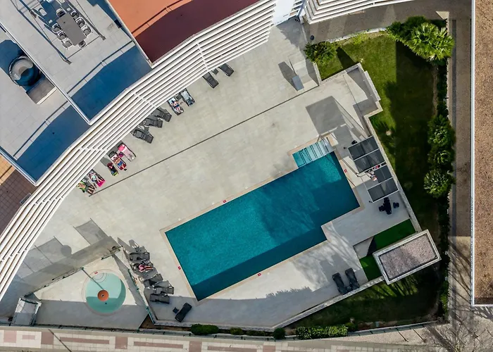 Апартаменты Outstanding Penthouse With Amazing Sea Views