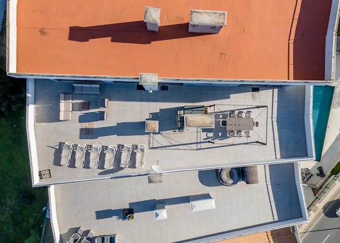 Outstanding Penthouse With Amazing Sea Views Апартаменты