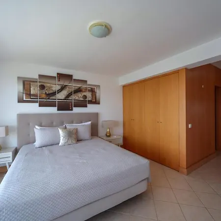 Апартаменты Outstanding Penthouse With Amazing Sea Views