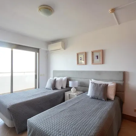 Outstanding Penthouse With Amazing Sea Views * Портиман