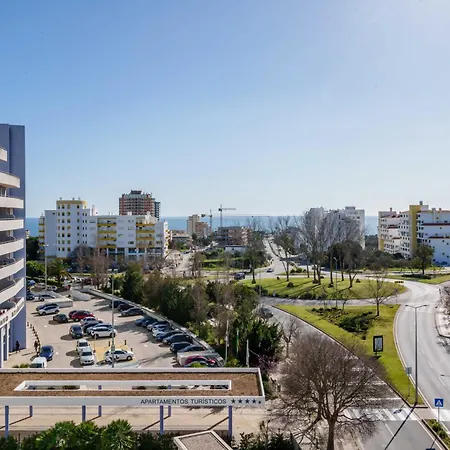 Outstanding Penthouse With Amazing Sea Views Апартаменты