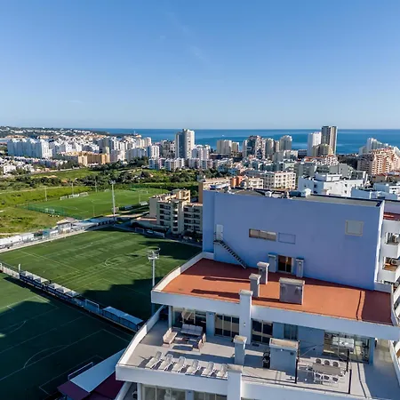 Апартаменты Outstanding Penthouse With Amazing Sea Views